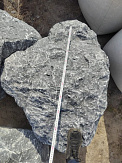 фото ГЛЫБЫ и СКАЛЬНИК (ландшафтный крупный диабаз, змеевик, гранит, яшма, кварц, песчаник)  купить в Балаково